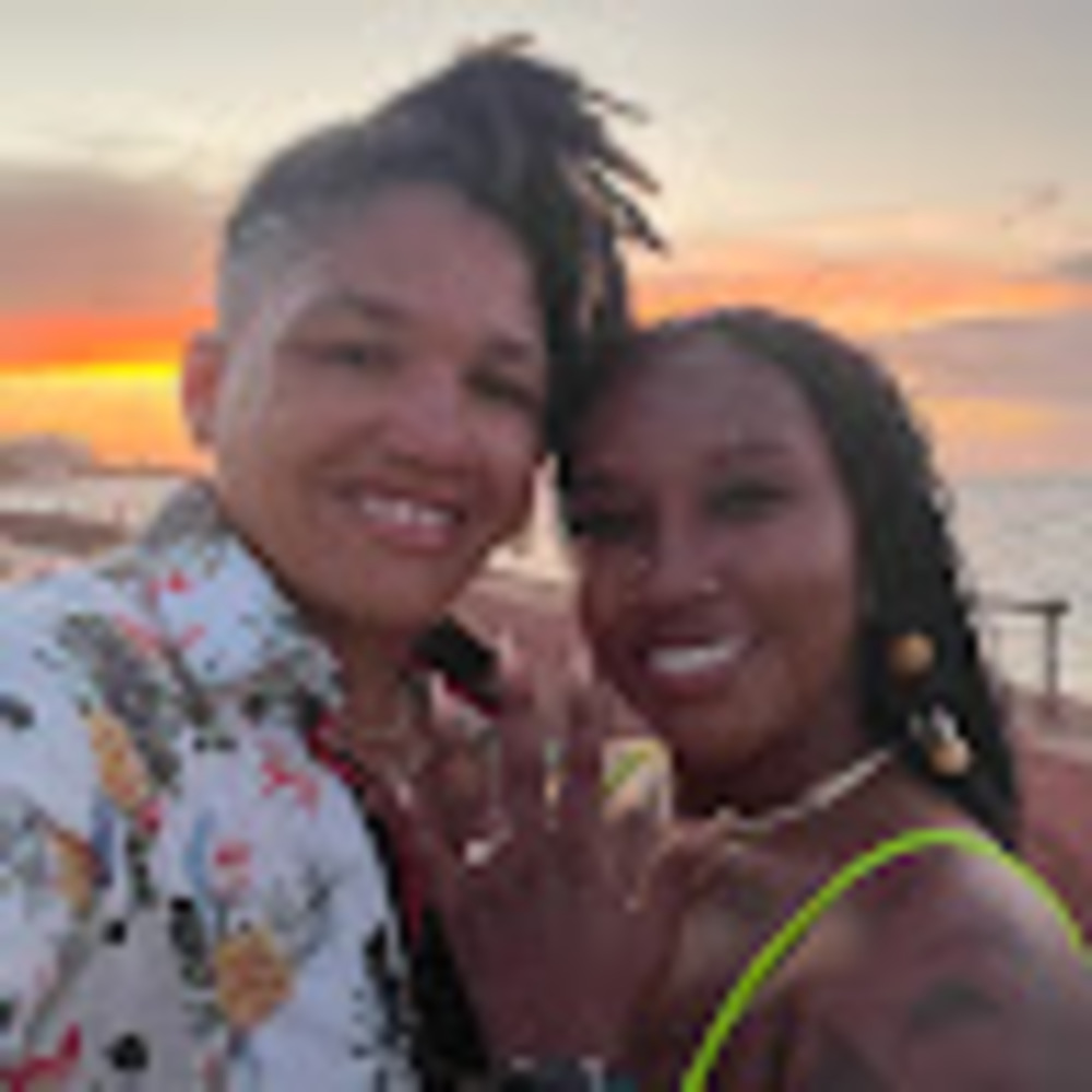 Meet your Posher, Angelyce & sijara